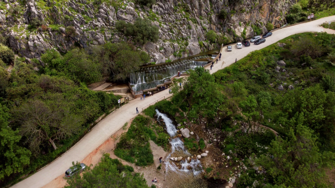 Fuente de los cien caños